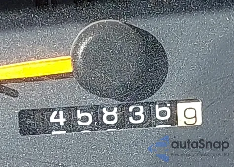 2000 Pontiac Grand Prix Gtp z USA, uszkodzony, nr VIN 1G2WR5217YF125528